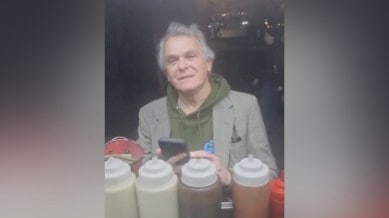 Ex-White House advisor loses job for making racist and islamophobic comments against New York street vendor