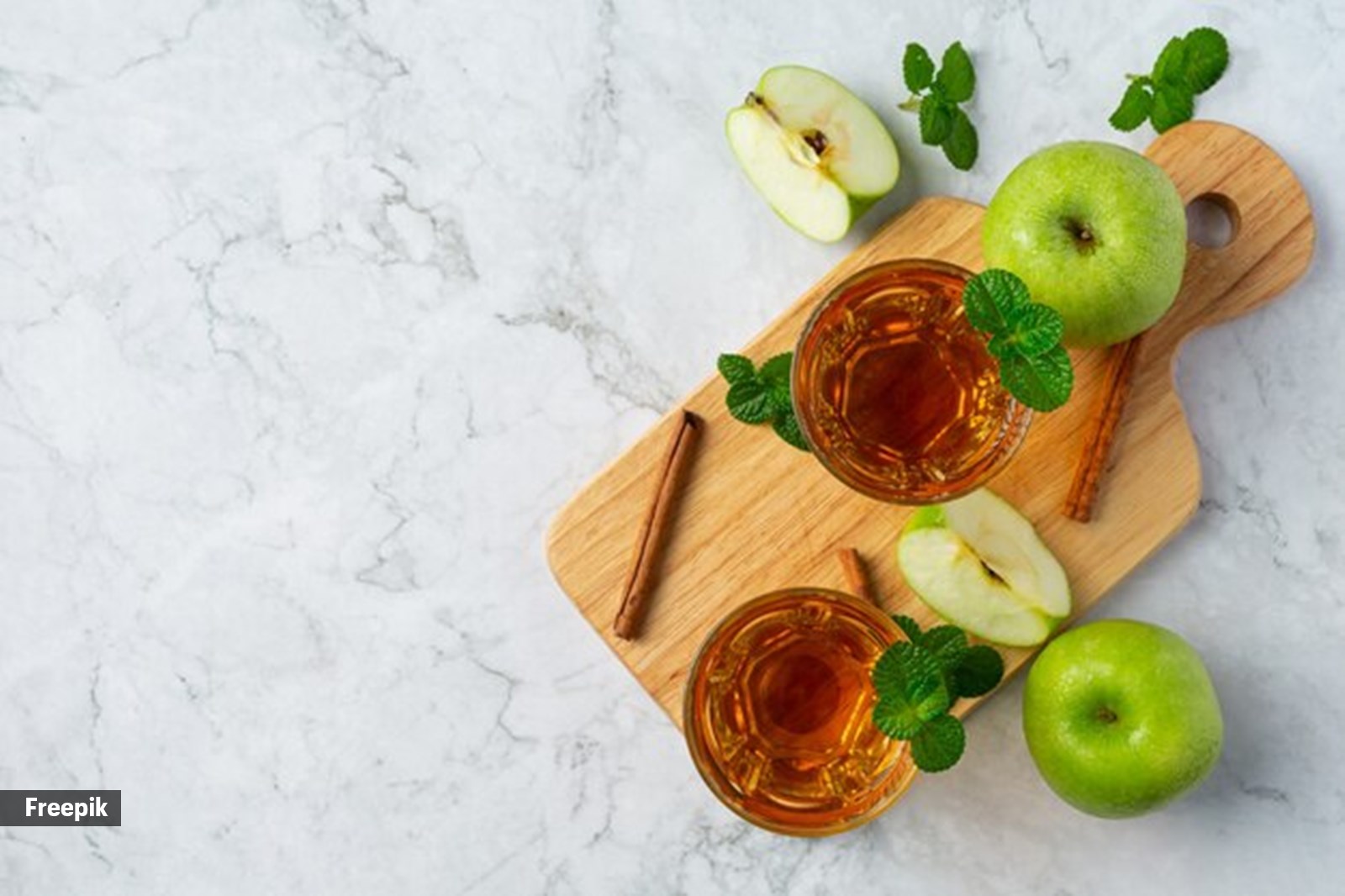 Debloating during festive season, Disha Sethi bloating remedy, Magical drink for bloating relief