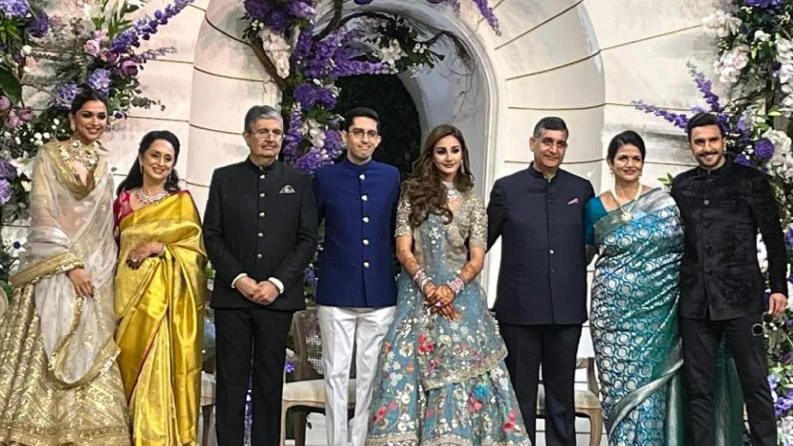 Unseen Photo Of Deepika Padukone And Ranveer Singh Looking Gorgeous At Jay Kotaks Wedding Goes