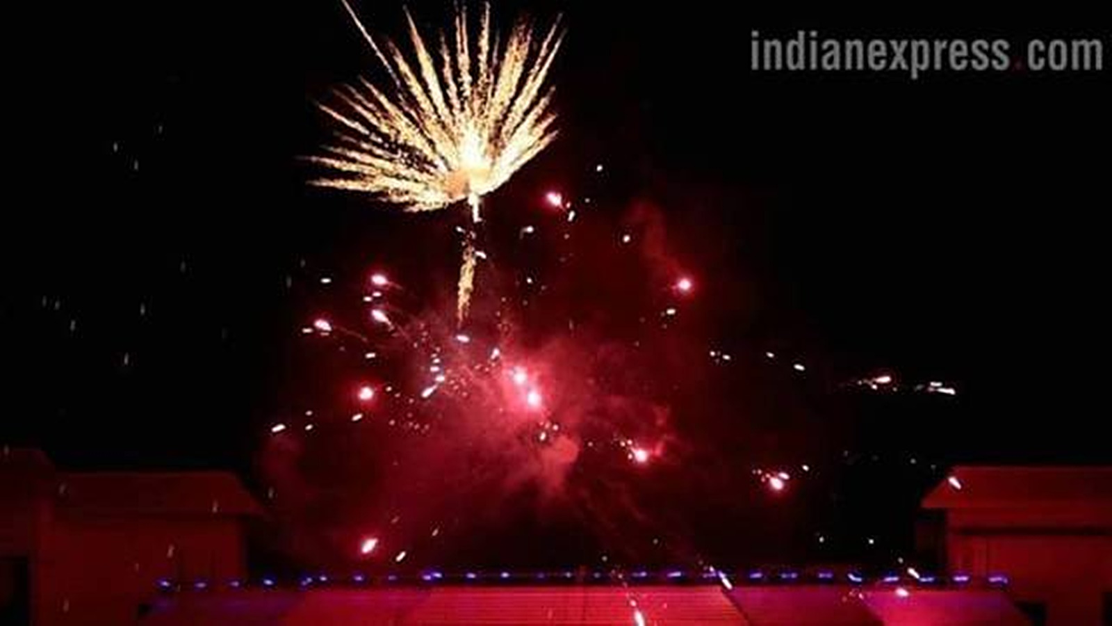 Order on firecrackers applies to all states, not only NCR: Supreme