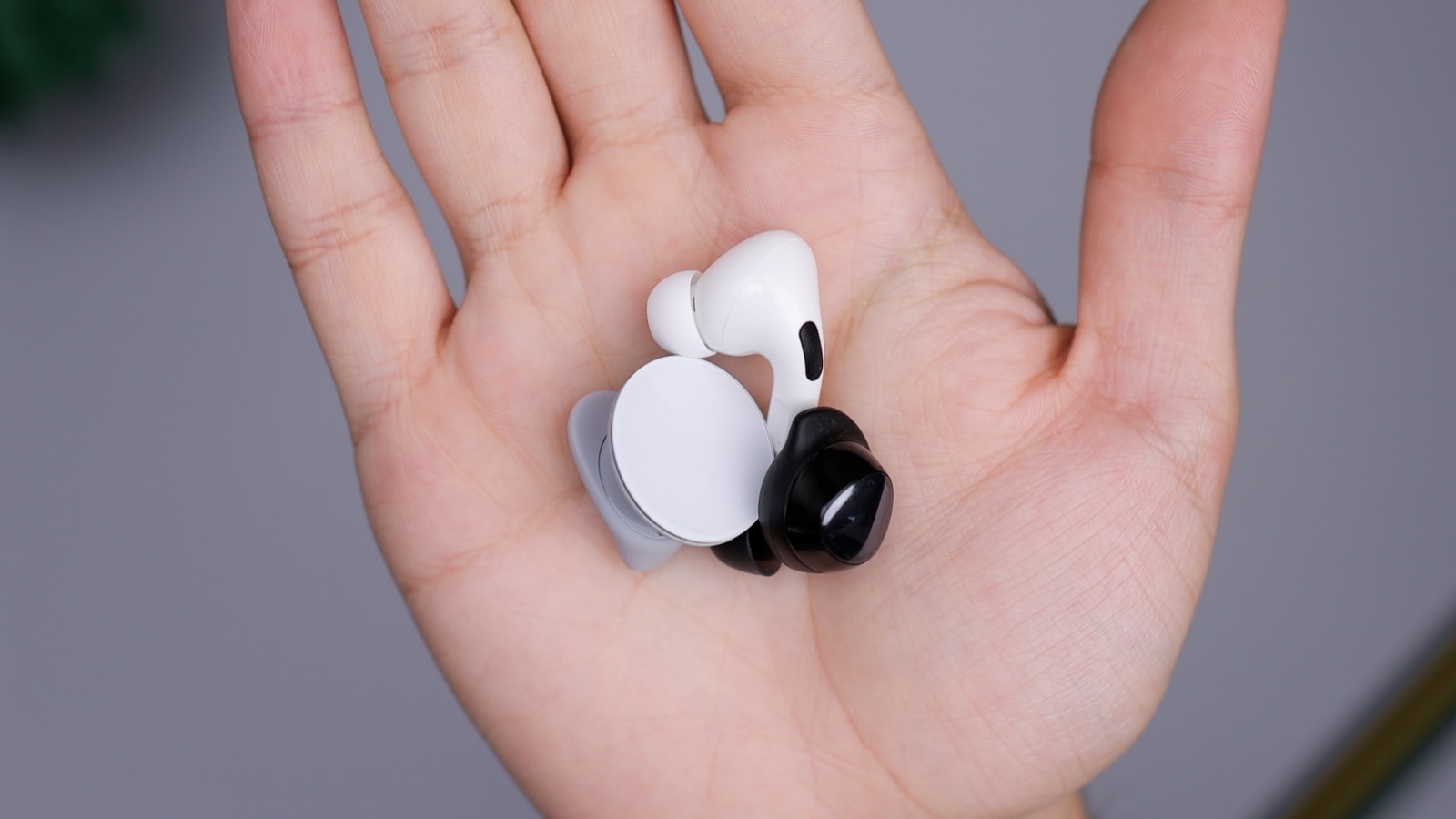 How to find lost best sale galaxy earbuds