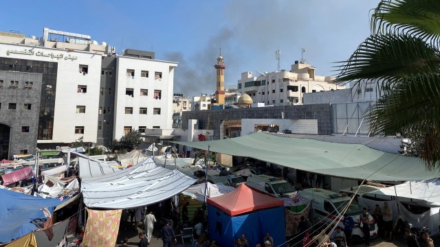 Displaced pack Gaza hospitals, others flee as Israeli troops and Hamas ...