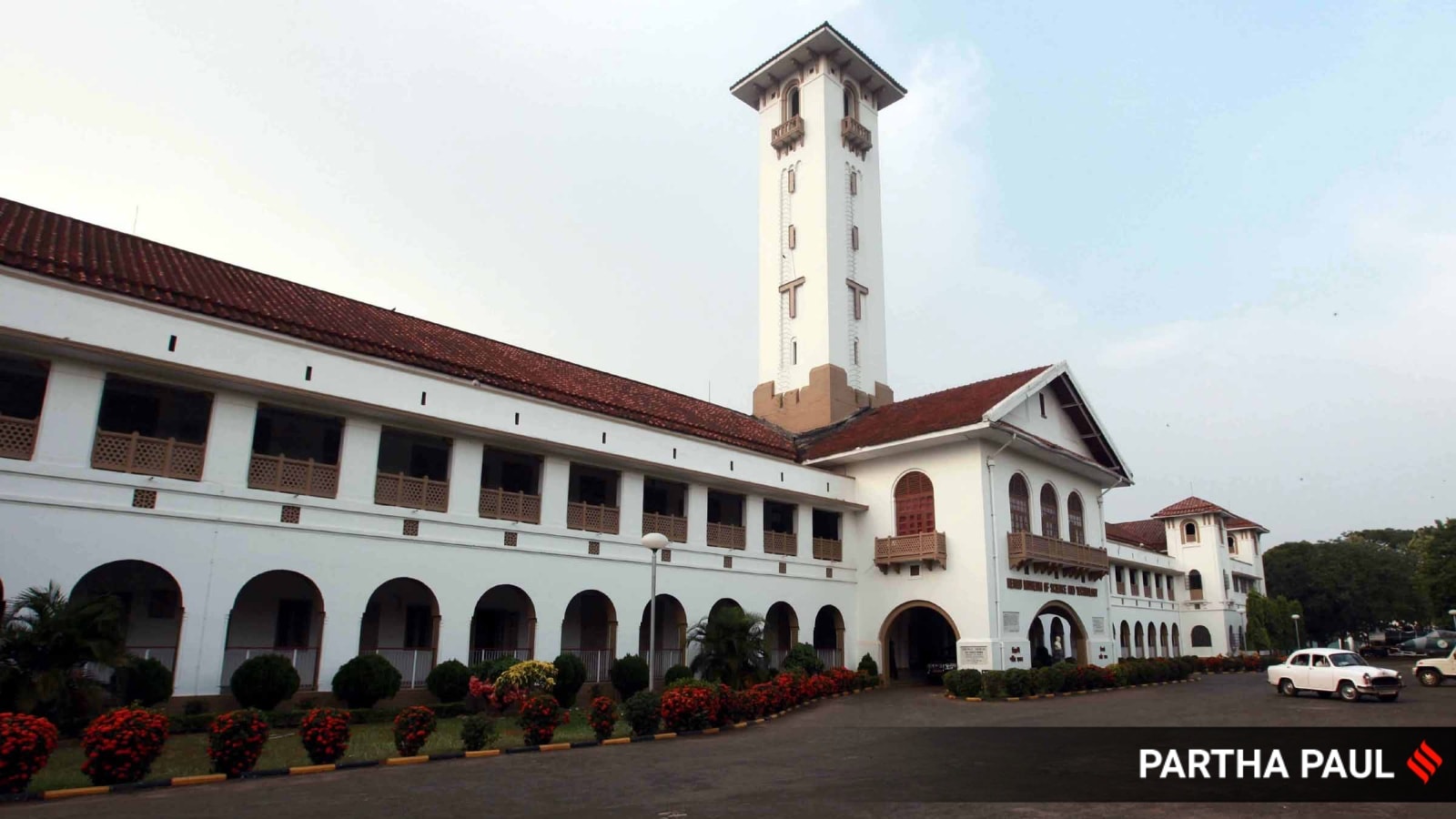 Days after ‘ragging’ complaint, night vigil, security stepped up at IIT ...