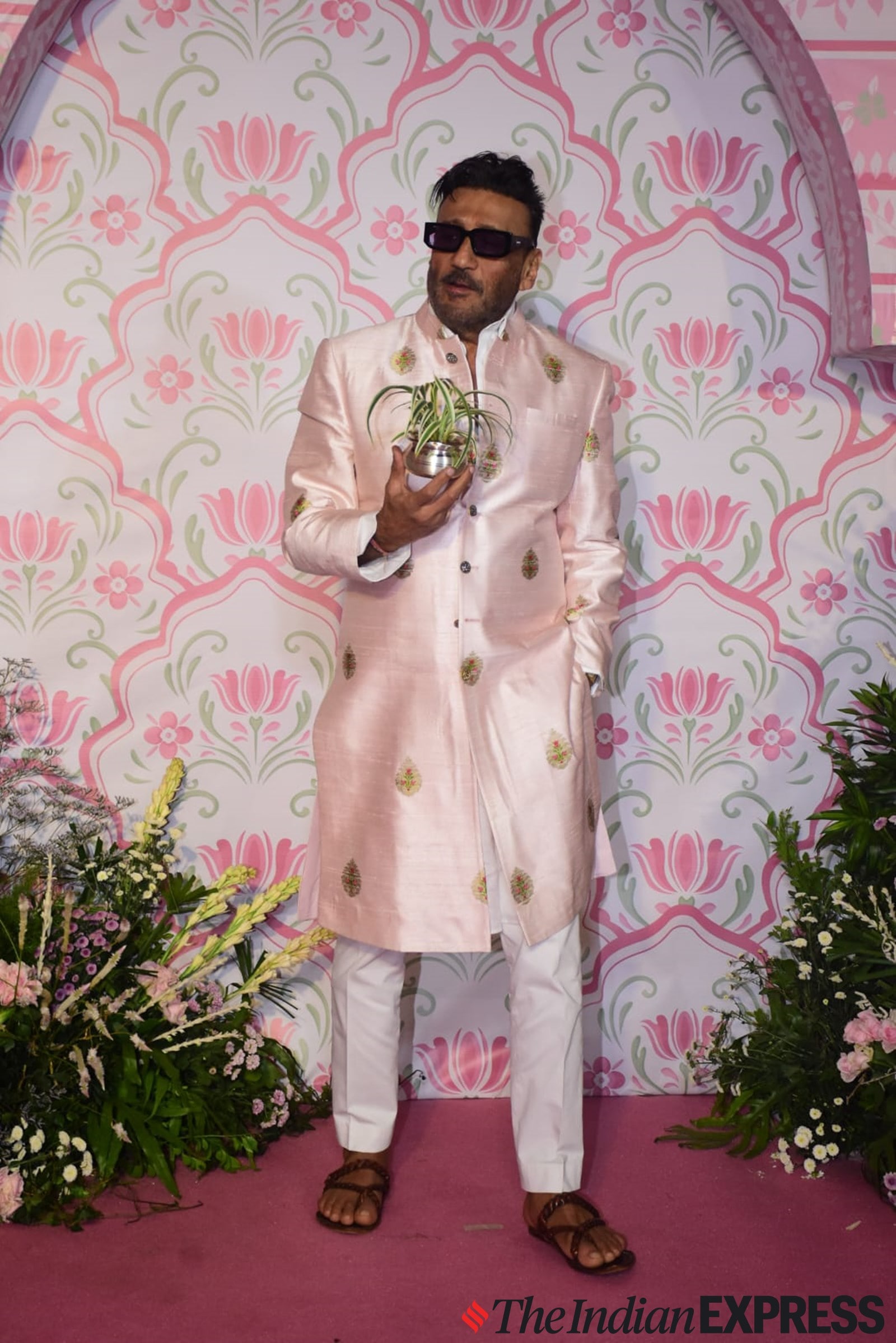 jackie shroff, celebrity diwali outfits, ramesh taurani diwali party
