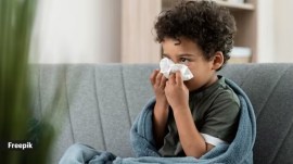 chronic lung issues, lungs hit by pollution, doctors advice on delhi aqi, respiratory problems, respiratory infections in kids, kids cough, children cough, children cough season, indian express news