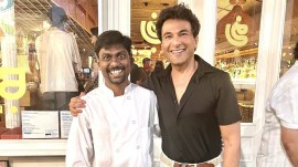 michelin star indian restaurant, vikas khanna