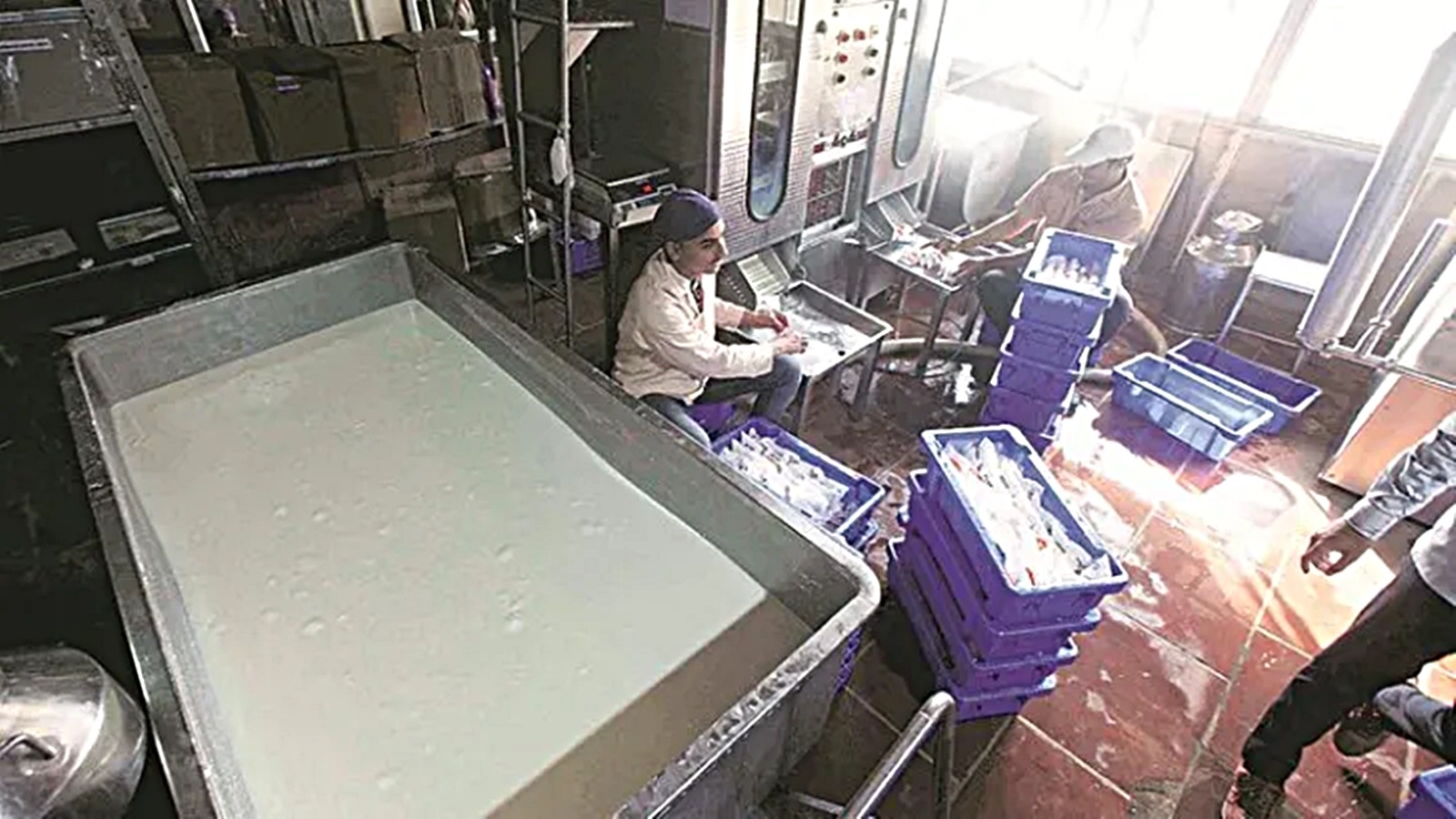 In Pune, packaged milk gets cheaper by Rs 2 per litre