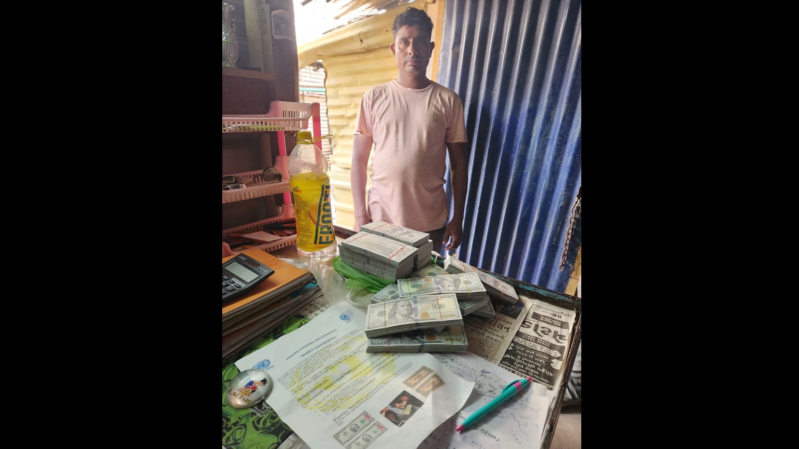 Ragpicker finds package with $3 million, note on UN letterhead by railway  tracks in Bengaluru, police suspect 'black dollar scam' | Bangalore News - 