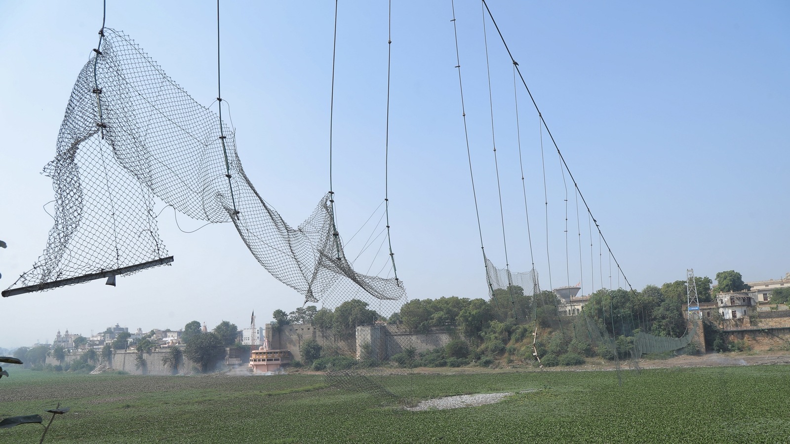 Morbi bridge collapse, mumbai HC, mumbai police, morbi victims grant bail to Oreva manager, Oreva gtoup news, indian expres news