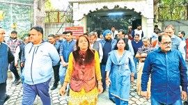 Nigambodh Ghat, MCD Mayor Shelly Oberoi, Delhi Mayor flags ‘irregularities’ at Nigambodh ghat, delhi news, India news, Indian express, Indian express India news, Indian express India