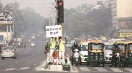 Delhi: Odd-even scheme triggers AAP-BJP war of words