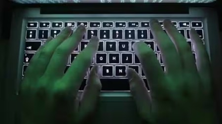 Online fraud, online fraud cases, false ads on social media, Mumbai online fruads, indian express news