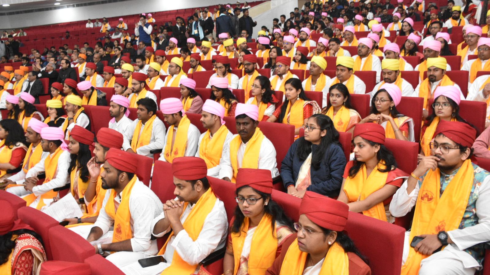 BHU awards over 14600 degrees at 103rd convocation today | Education ...