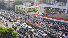 Will raise onion farmers’ voices in Delhi, says Sharad Pawar