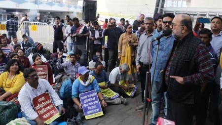 protest for higher DA, DA hike, Samgrami Joutha Mancha, hike in dearness allowance, BJP, CPIM, TMC corruption, Mamata Banerjee, Indian express news