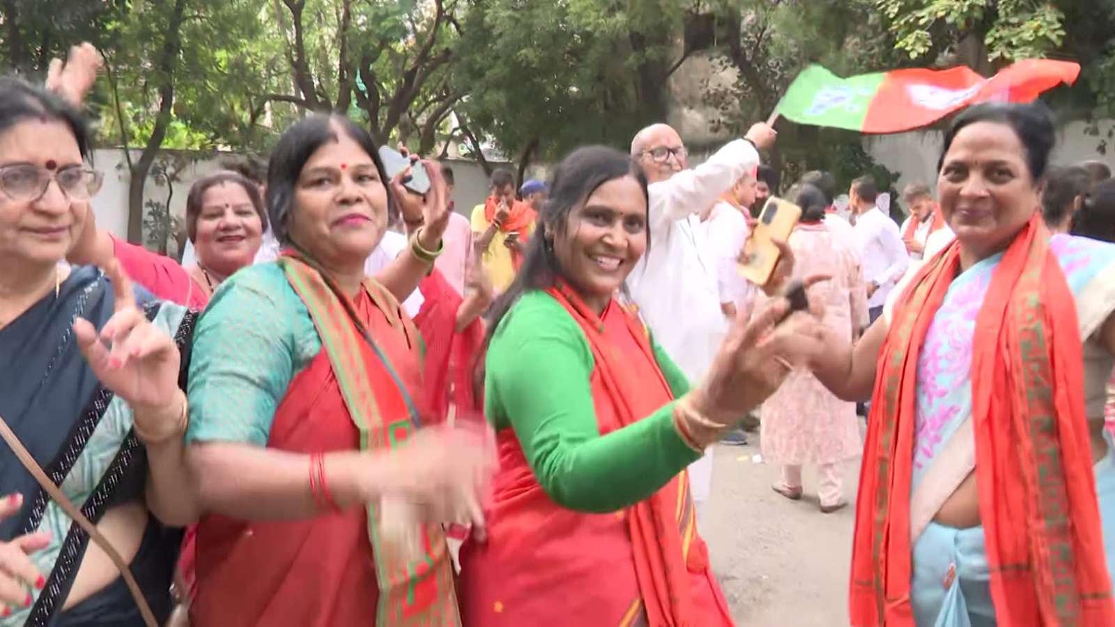 Chhattisgarh Election Results 2023 Live Updates: With 37 seats, BJP closer to majority mark; Raman Singh, Arun Sao among CM probables | India News