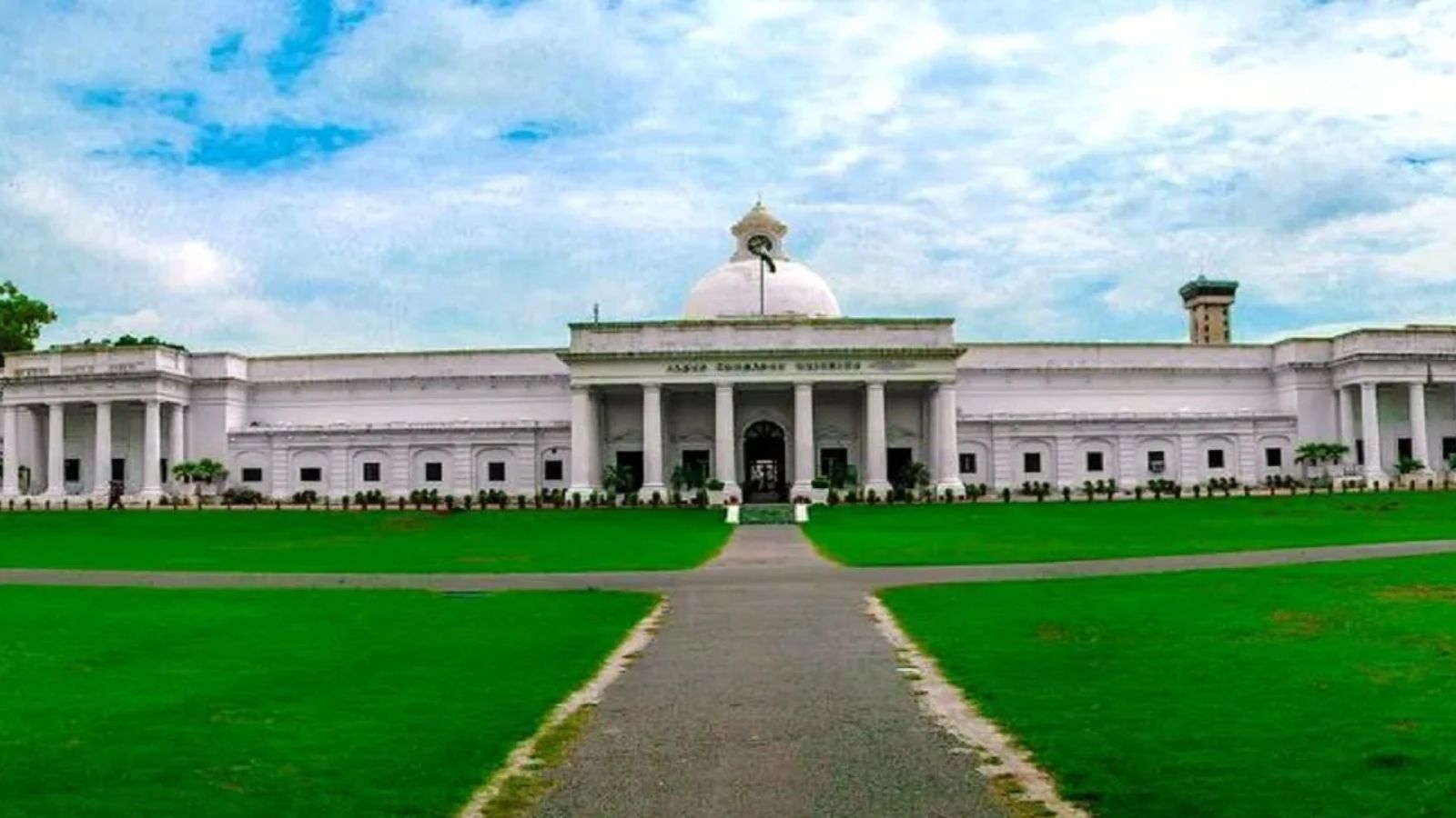 IIT Roorkee, Simplilearn launch Professional Certificate Program in ...