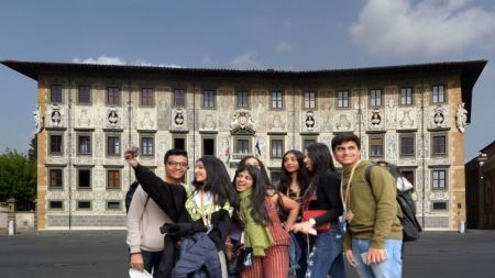 Indian students in Italy will be issued a temporary residence permit for 12 months after their degree.