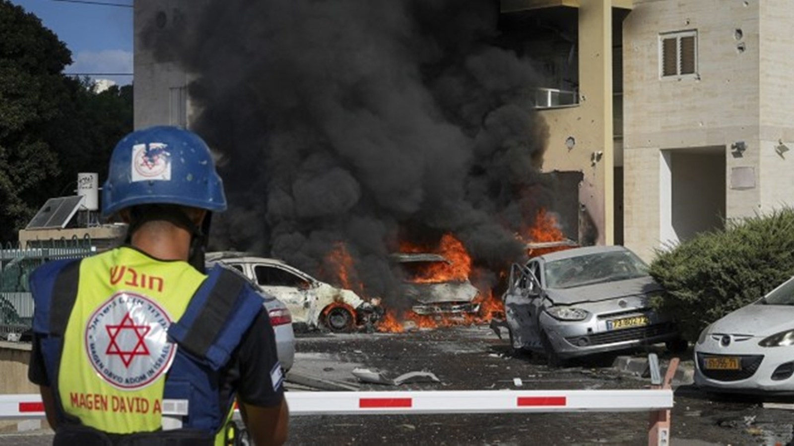 UN Security Council acts to boost aid to Gaza after US abstains | World ...