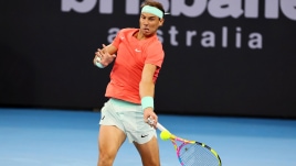 Rafa Nadal returns