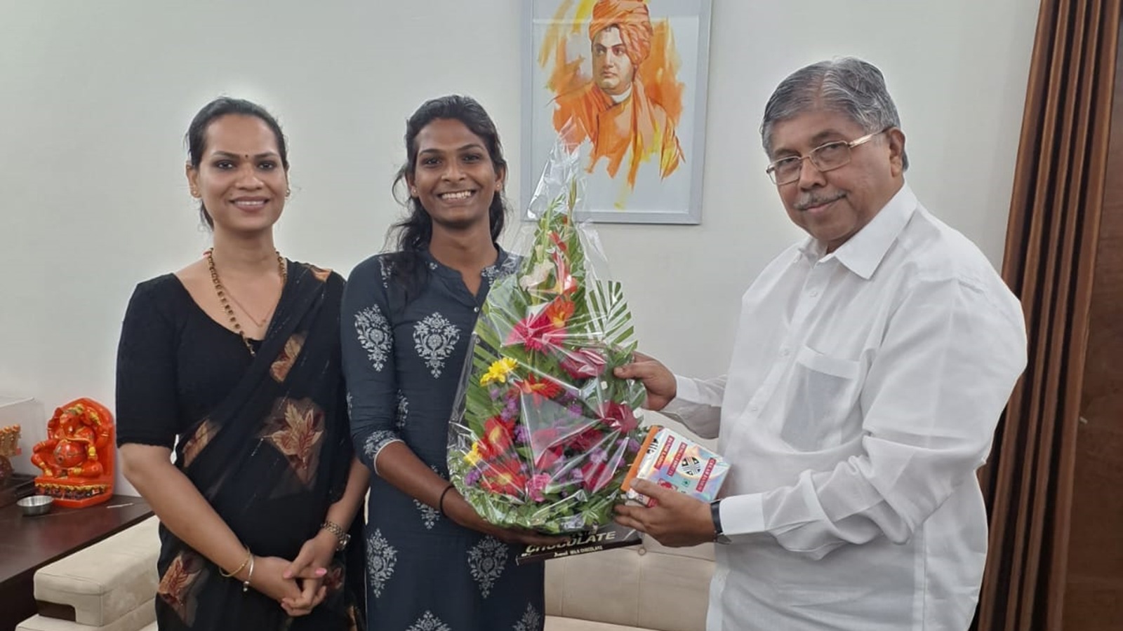 nikita with chandrakant patil