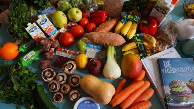 Swiggy trends Delhi man spends Rs 12 lakh on groceries in 2023, highest mango orders from Bengaluru