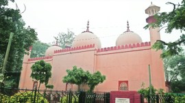 Sunehri Bagh Masjid, Sunehri Bagh mosque, New Delhi Municipal Council, NDMC proposal, sustainable mobility, traffic assessment report, Central Public Works Department, Central Vista redevelopment project, congestion at Sunehri Bagh mosque, indian express news