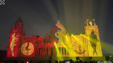 Victoria Memorial light and sound show.