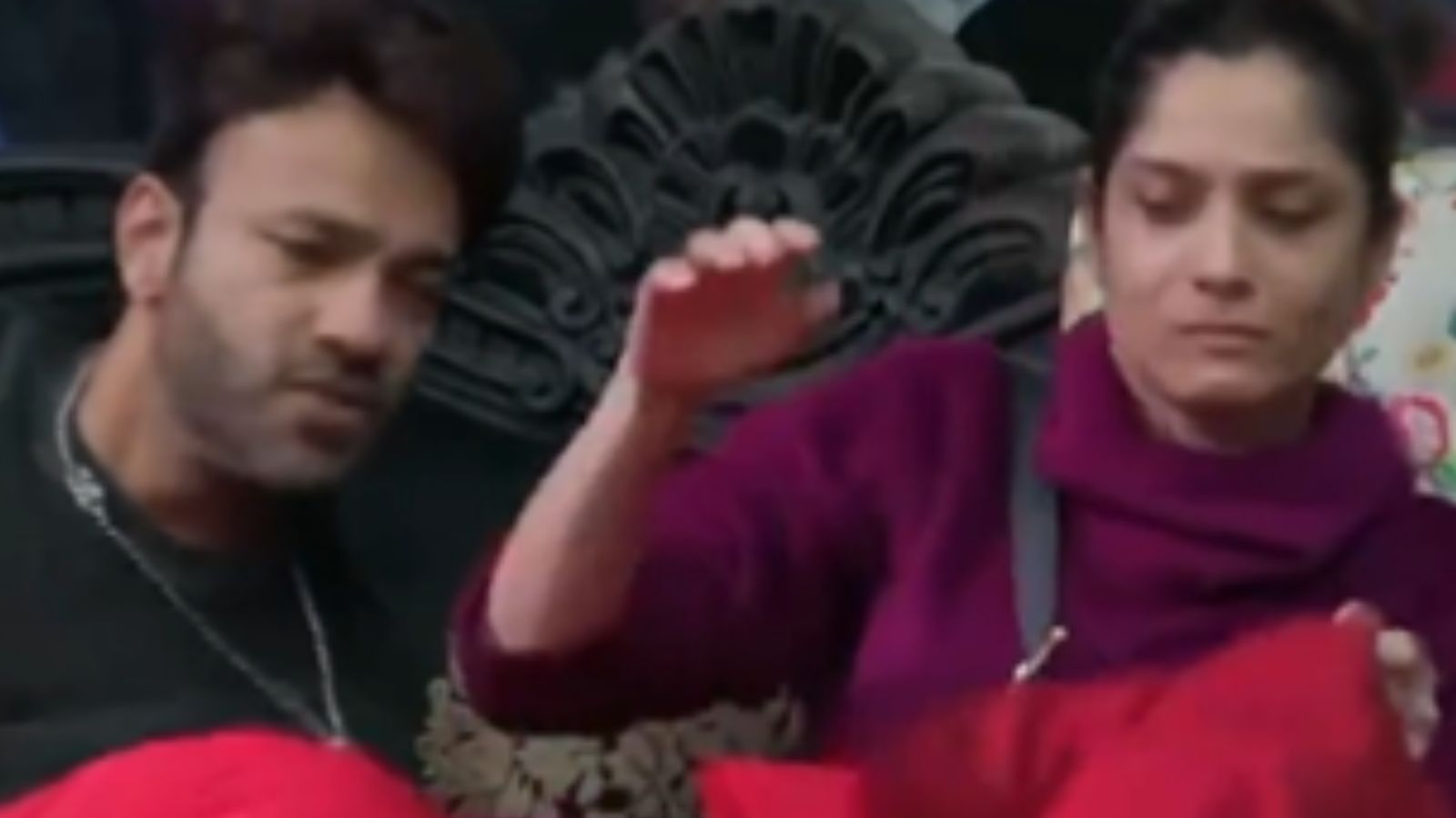 Bigg Boss 17: Did Vicky Jain raise his hand to slap Ankita Lokhande ...