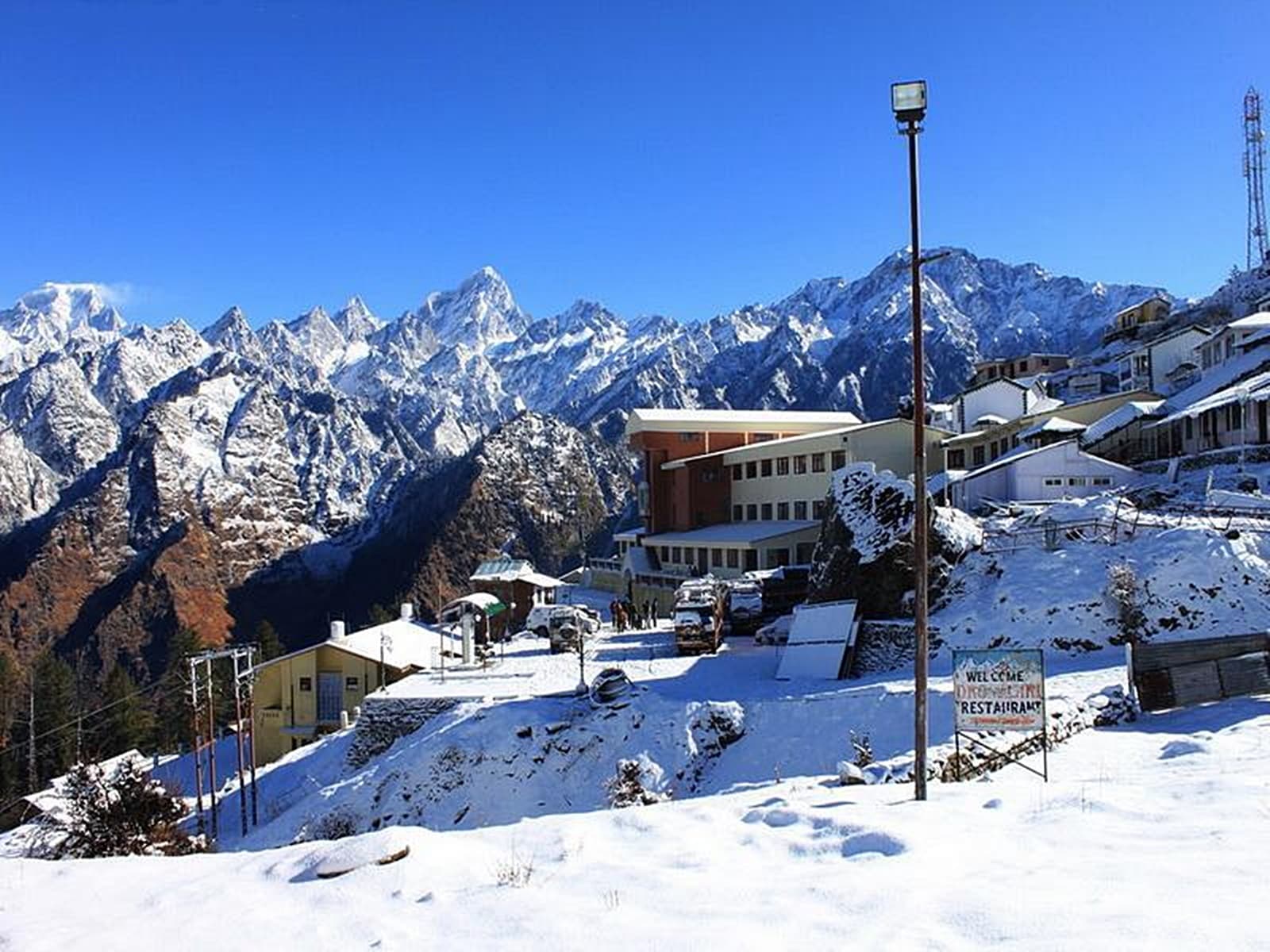 https://images.indianexpress.com/2023/12/auli-india-skiing.jpg?utm_source=chatgpt.com