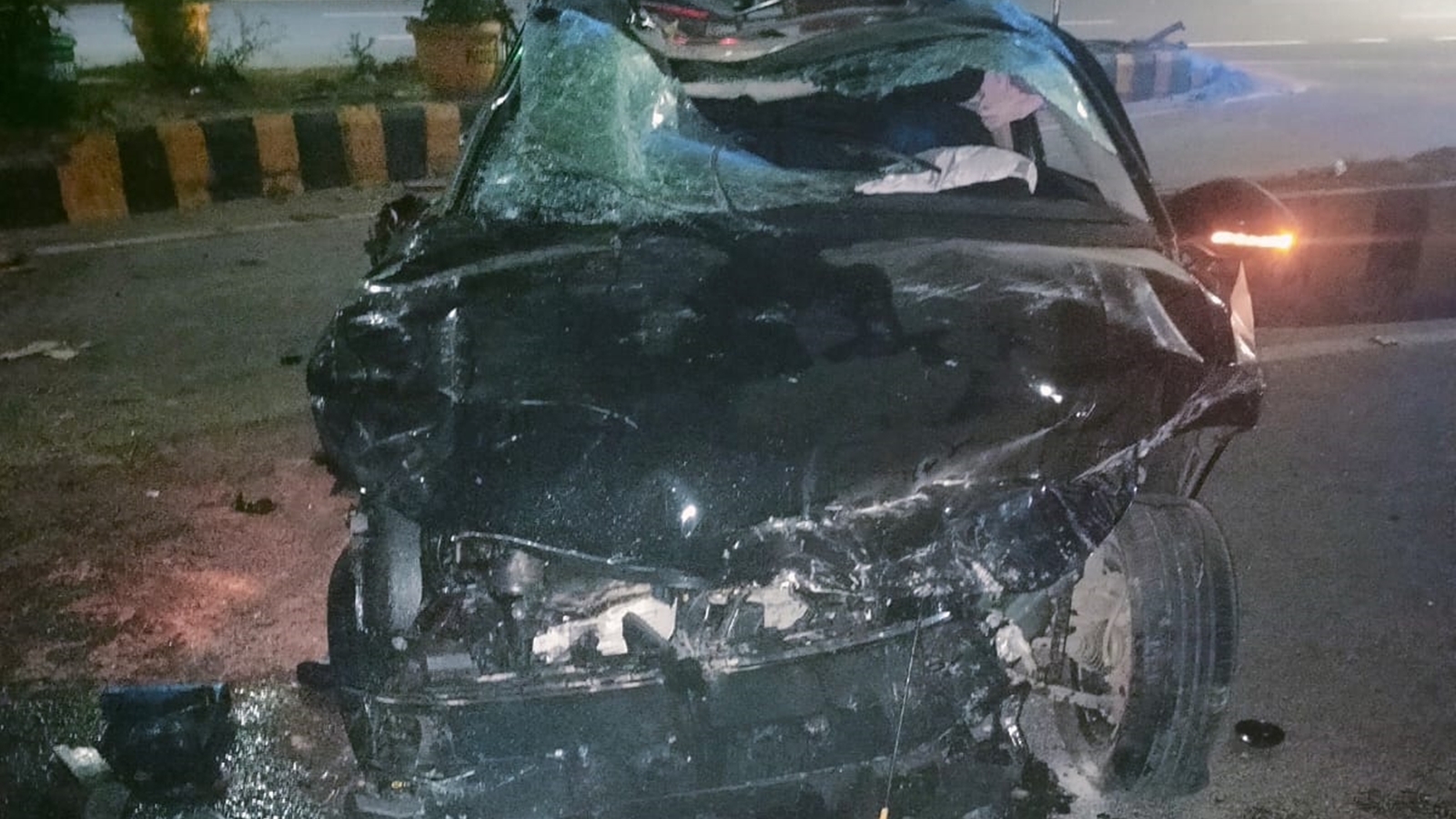 Car hits divider in Noida man on back seat dies 2 injured