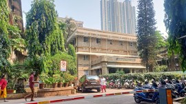KEM hospital, Mumbai