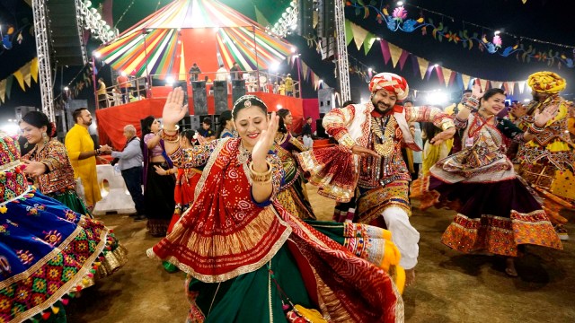 Gujarat’s Garba dance enters UNESCO’s list of ‘intangible cultural ...