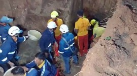 Newborn girl dumped in Odisha borewell, Odisha borewell, Newborn dumped in Odisha borewell, Odisha, Bhubaneswar, Indian express news, current affairs