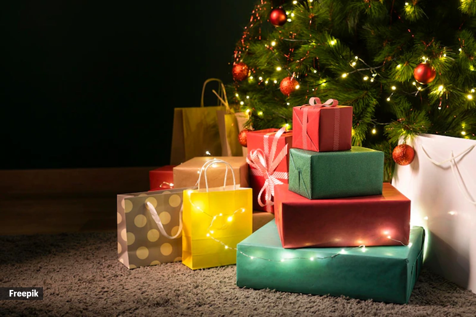 How many gifts does Santa bring & what should Santa bring?