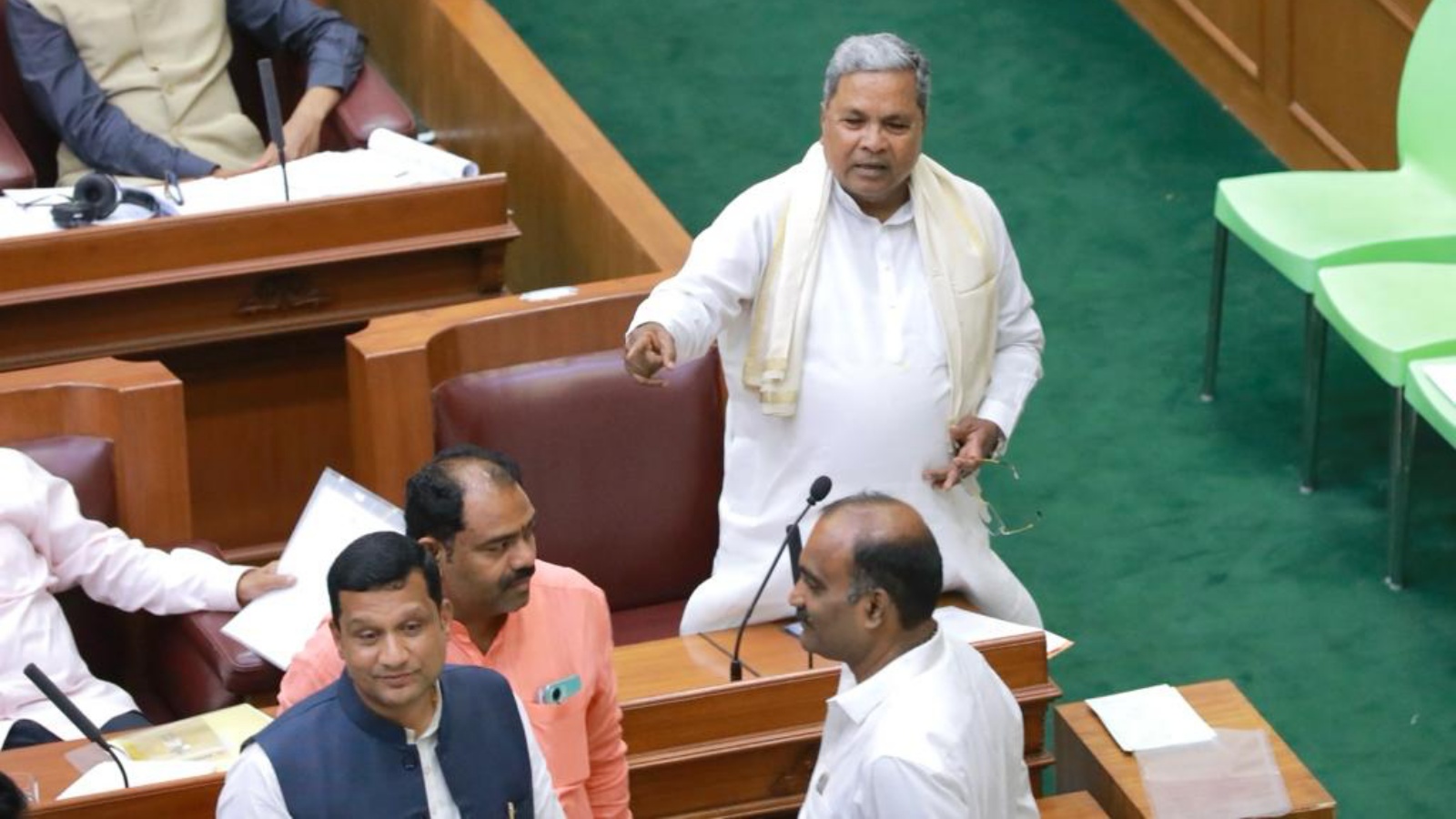 Amid Opposition uproar, Karnataka Assembly passes 5 Bills with no