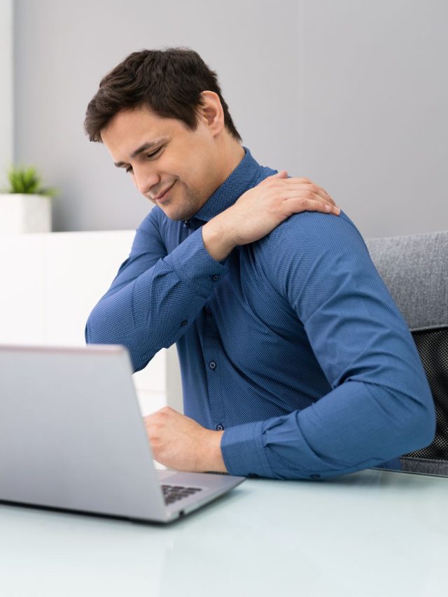 Chiropractor reveals common posture mistakes that could harm your spine - Vimarsana News