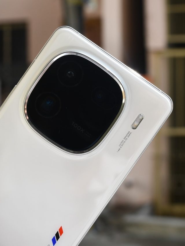 iQOO 12: A quick look at the first Snapdragon 8 Gen 3 phone in India10 mins ago