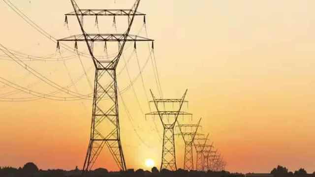 Amid power crisis in Kashmir, J-K administration slaps fines worth Rs ...