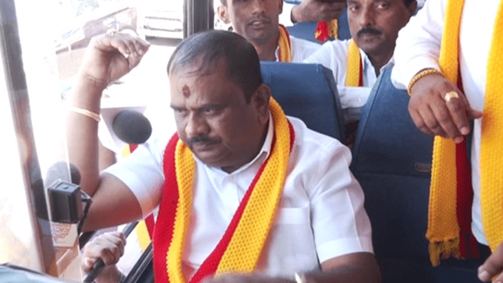 Karnataka Rakshana Vedike president Narayana Gowda, 28 others arrested day  after vandalism in Bengaluru | Bangalore News - The Indian Express