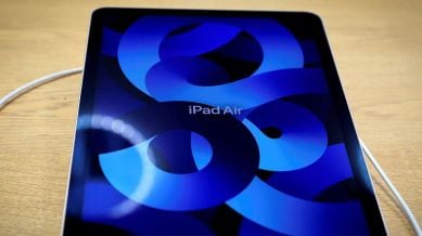The new Apple iPad Air tablet is displayed shortly after it went on sale at the Apple Store on 5th Avenue in Manhattan in New York City, New York, U.S., March 18, 2022. REUTERS/Mike Segar/File Photo