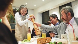 japan restaurant dementia (govt of japan website)