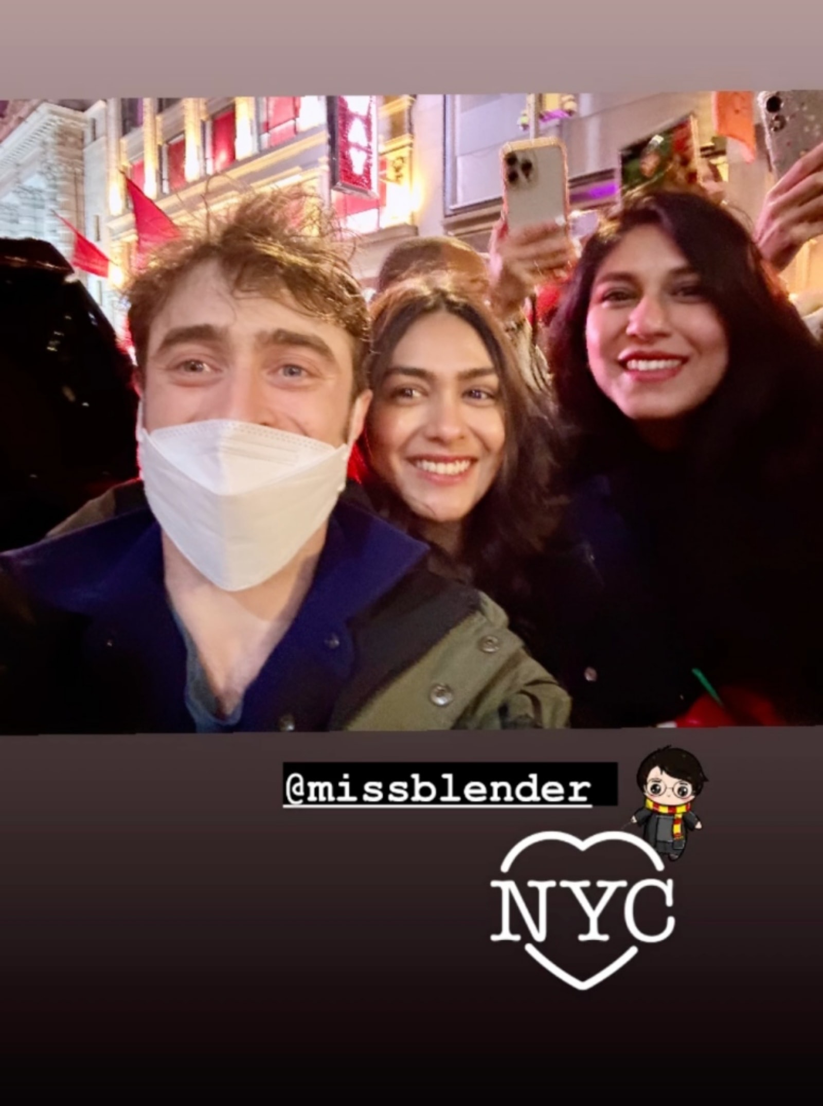 Mrunal Thakur gets excited on seeing Daniel Radcliffe in New York ...