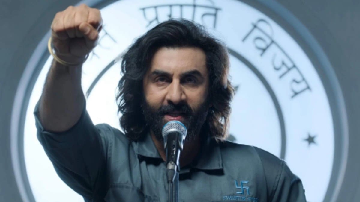 Sandeep Reddy Vanga says he was awed by Ranbir Kapoor's performance while  editing Animal: 'Dude, what have you done?' | Bollywood News - The Indian  Express