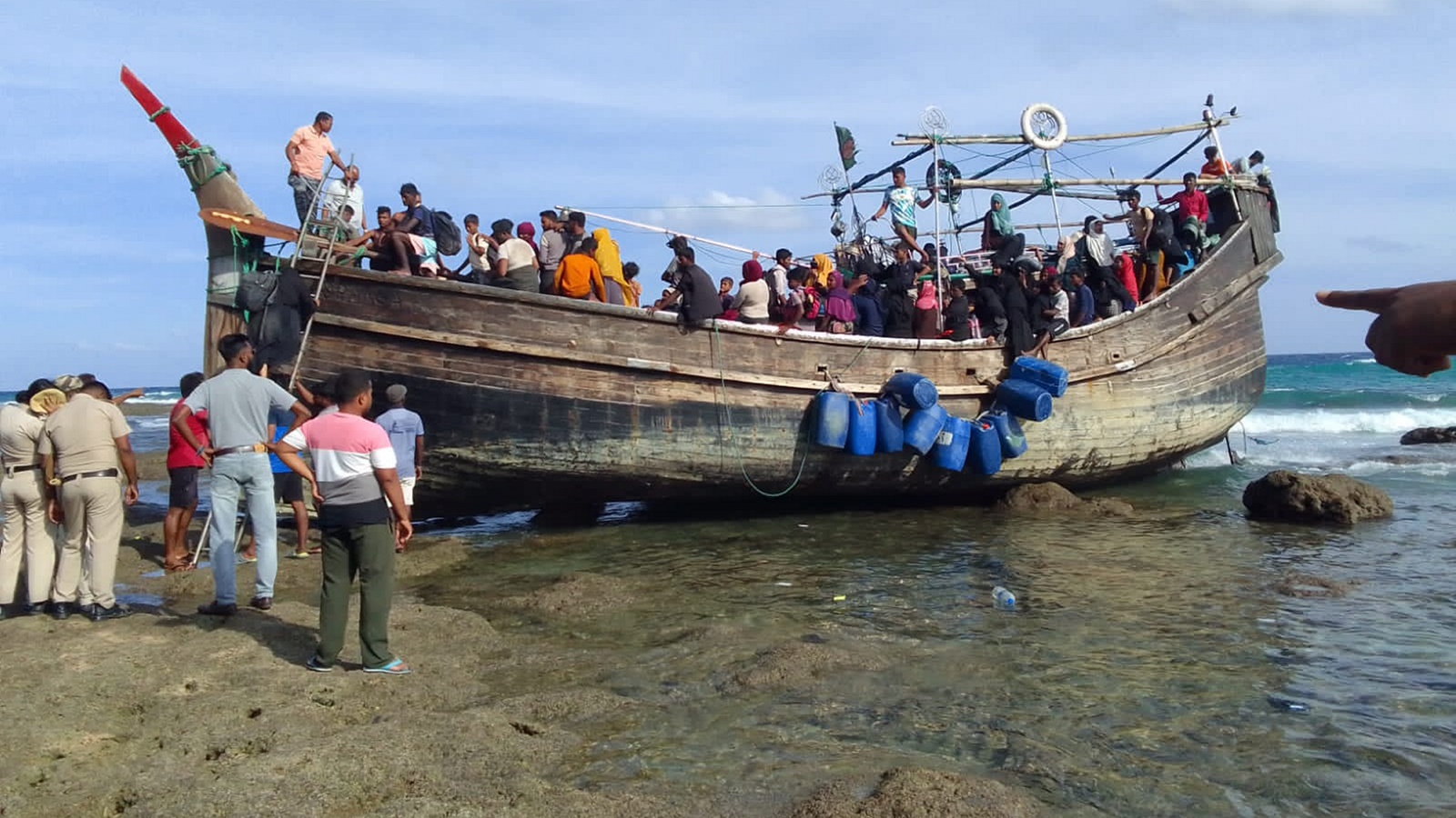 More Rohingya Refugees Arrive In Indonesia Despite Rejection From ...