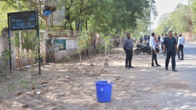 2008 serial bomb blast case, Ahmedabad special court, Ahmedabad serial bomb blast convicts, Friday prayers, access to newspapers, Hafizhusain Tajuddin Mulla, indian exress news