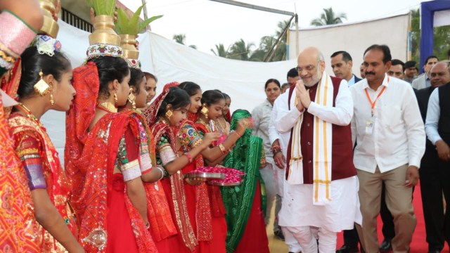 amit Shah, Viksit Bharat, BJP 2024 campaign, Viksit Bharat Sankalp Yatra rally, poverty, shah on Viksit Bharat, indian express news