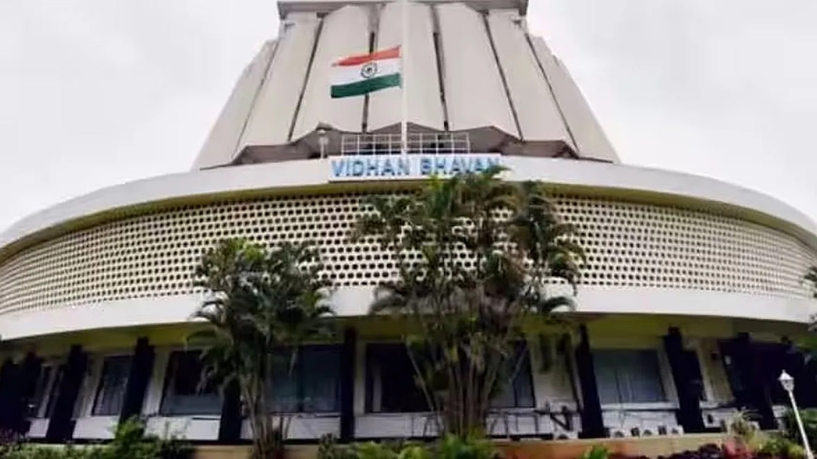 Slogans raised against state govt within Assembly