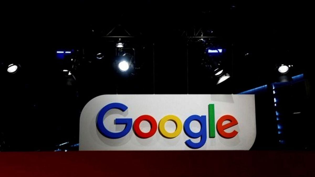 The logo of Google is seen at the Viva Technology conference dedicated to innovation and startups at Porte de Versailles exhibition center in Paris, France, June 14, 2023. REUTERS/Gonzalo Fuentes/File Photo