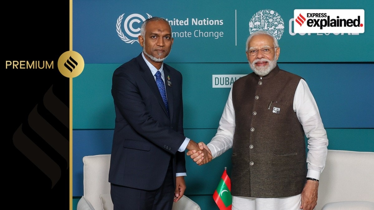 PM Narendra Modi with Maldives President Mohamed Muizzu.